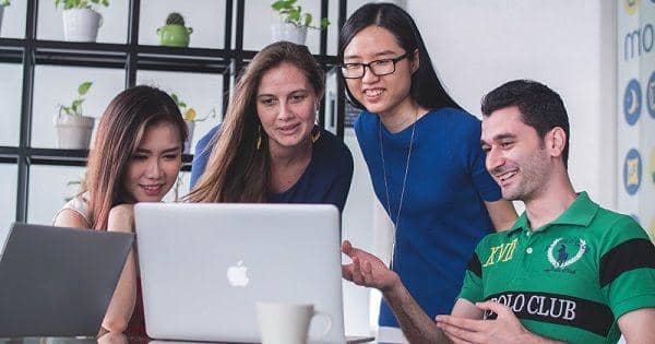 unsplash.com/Mimi Thian