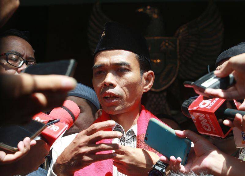 (Ustaz Abdul Somad)