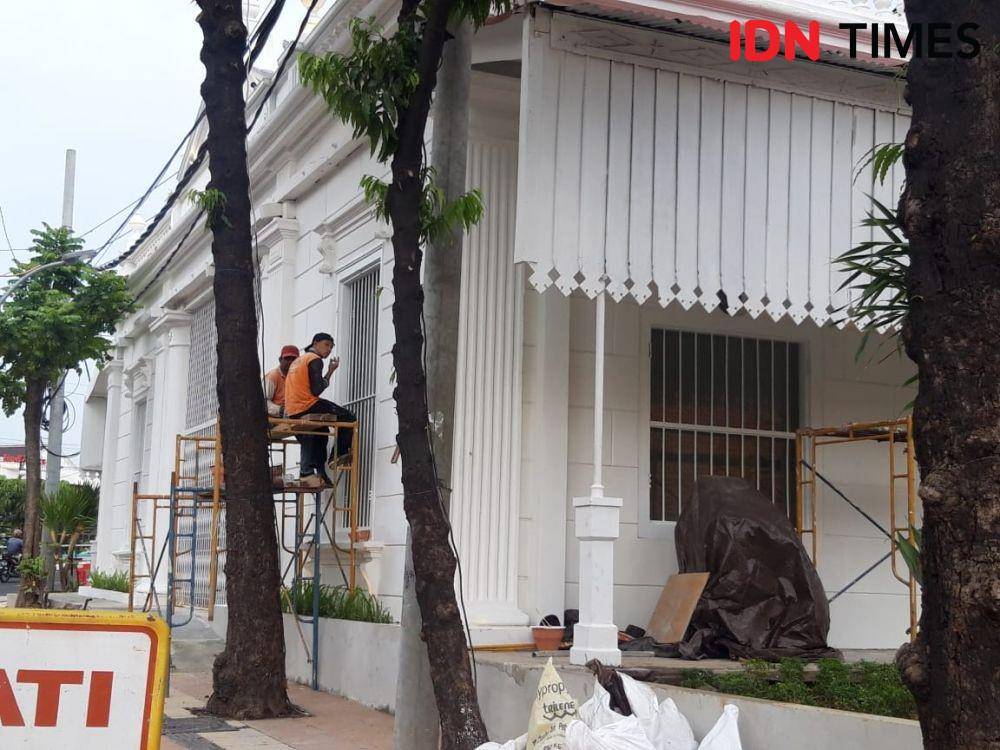 Kondisi terkini pengerjaan Museum Pendidikan Surabaya, Rabu (13/11). IDN Times/Fitria Madia