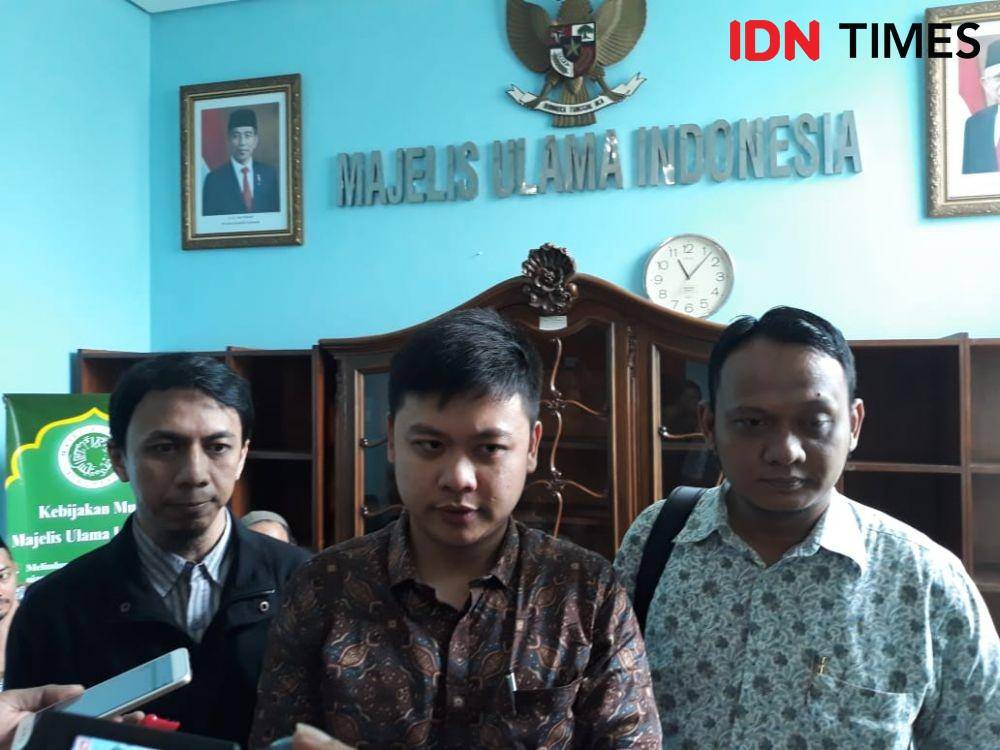 Kuasa hukum dari pelapor Sukmawati, Sumadi Atmadja. (IDN Times/Fitang Budhi Adhitia)