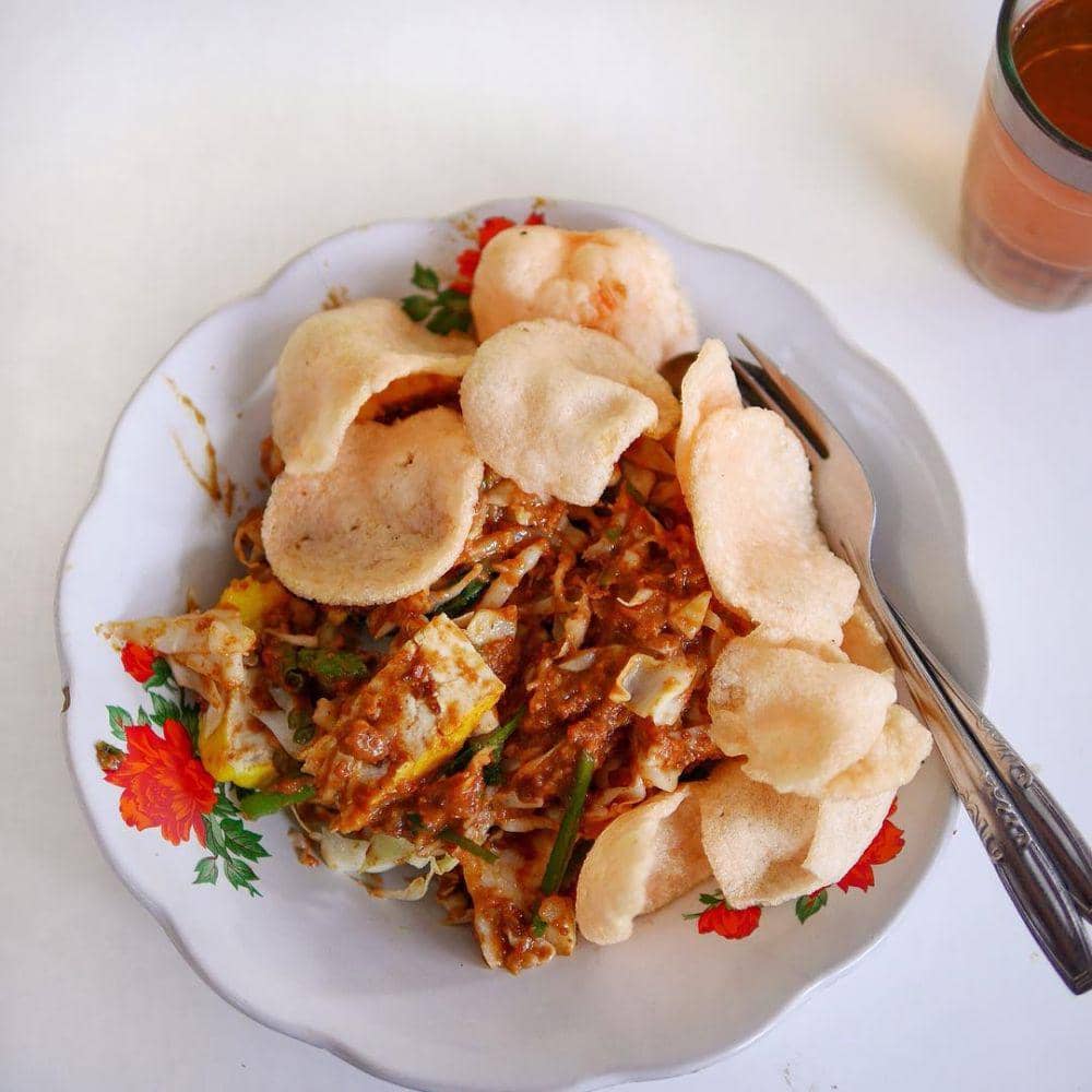 instagram.com/heytheresia