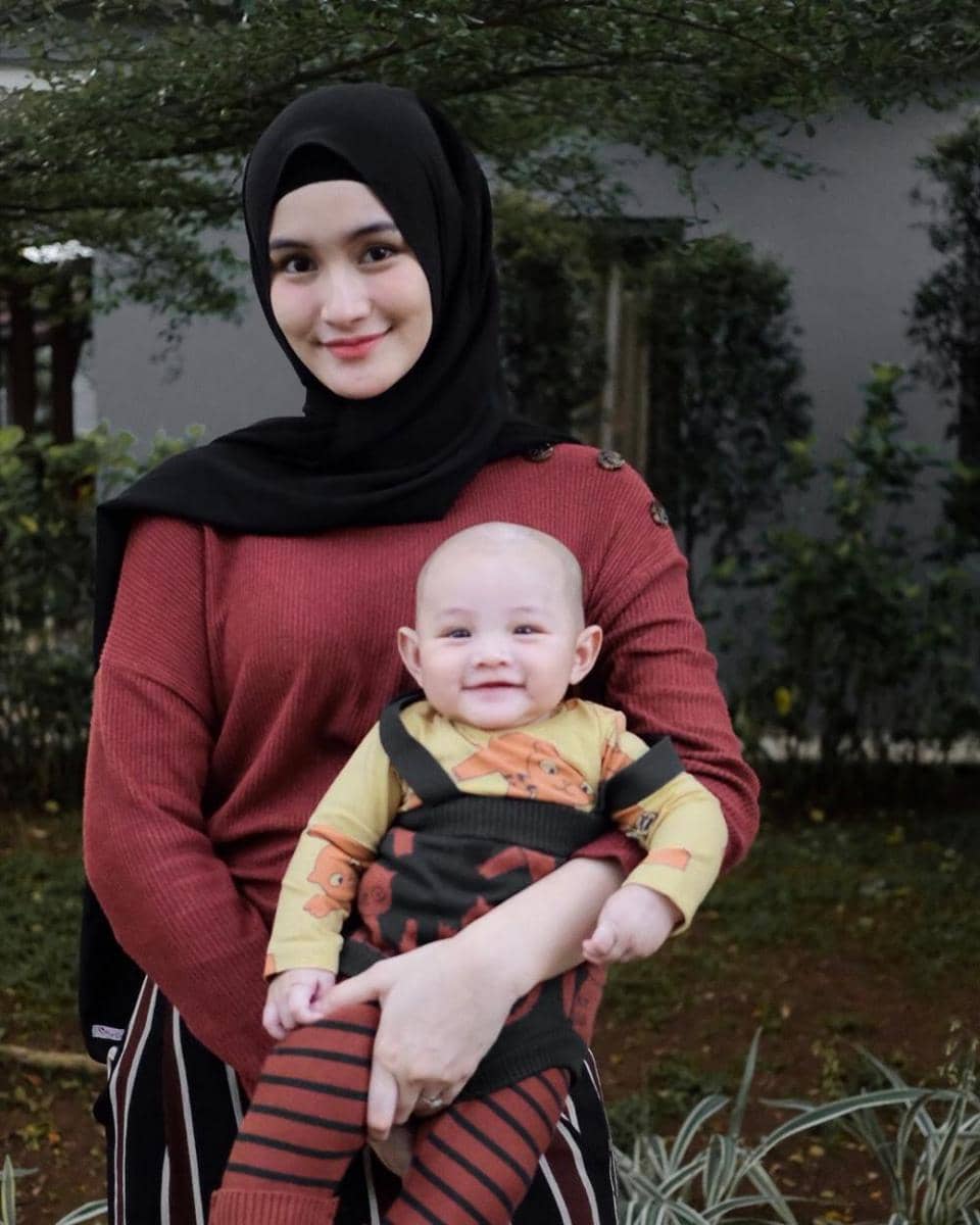 instagram.com/iselfricella