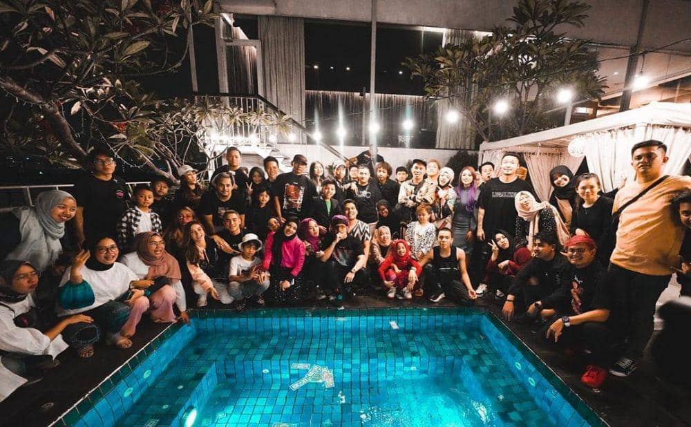 instagram.com/attahalilintar