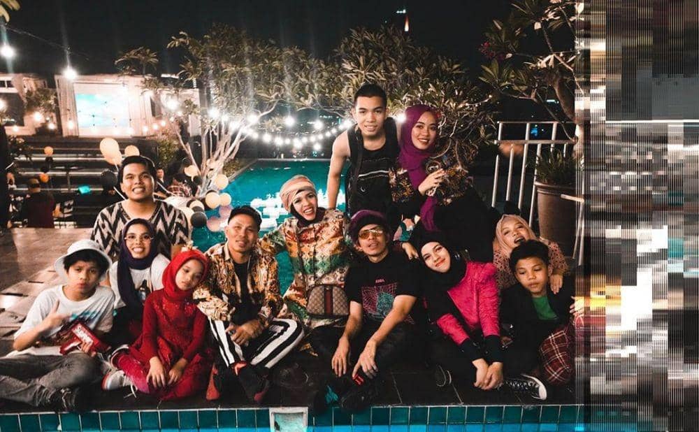 instagram.com/attahalilintar