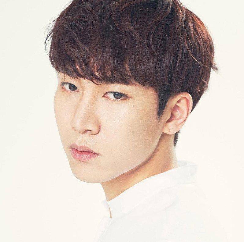 kpopscene.com