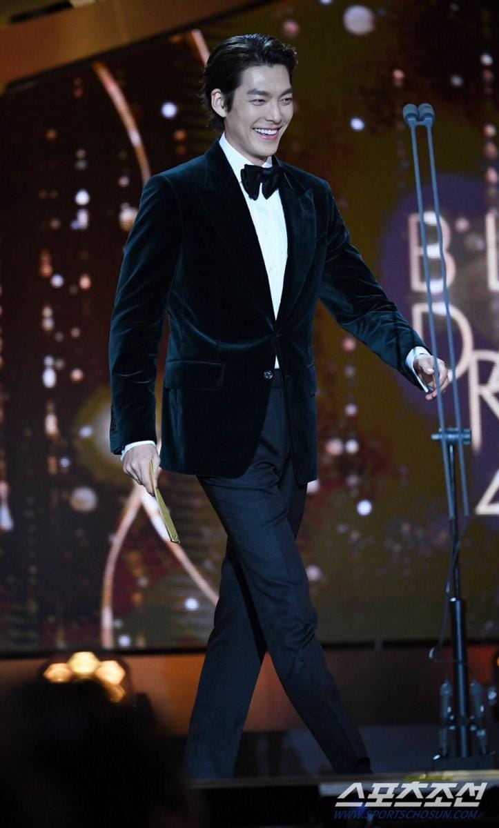 twitter.com/theseoulstory