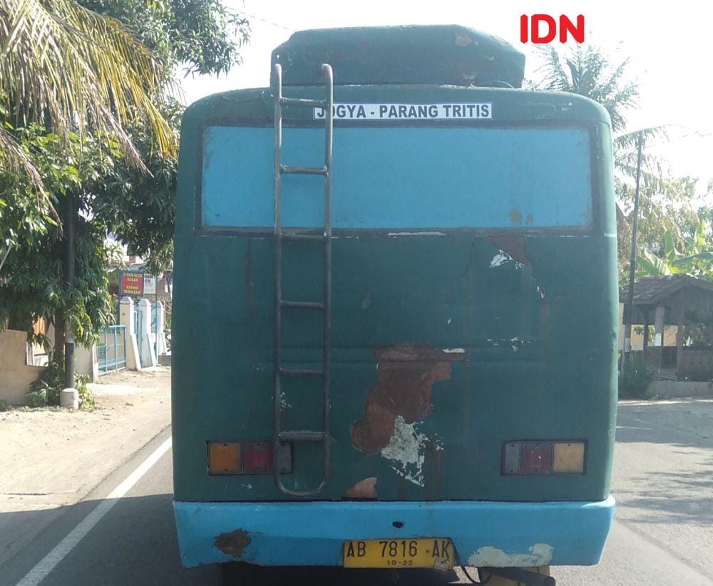 Bus AKDP jurusan Yogya-Parangtritis. IDN Times/Daruwaskita