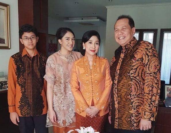 Instagram/@putri_tanjung