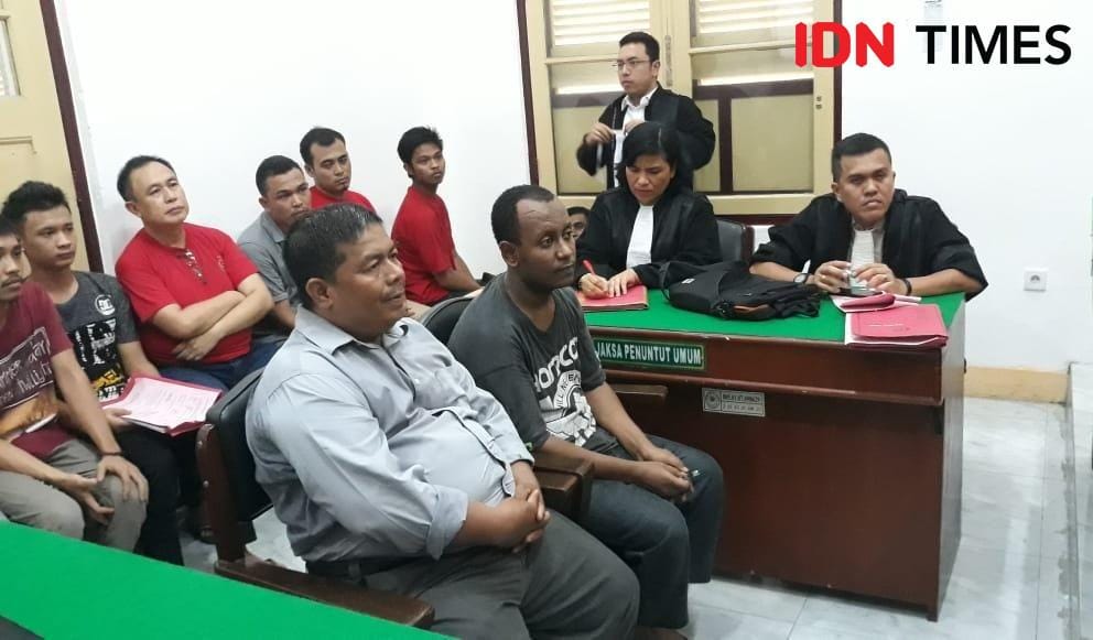 Kurir narkoba Daun Khat asal Ethiopia menjalani sidang (IDN Times/Fadly Syahputra)
