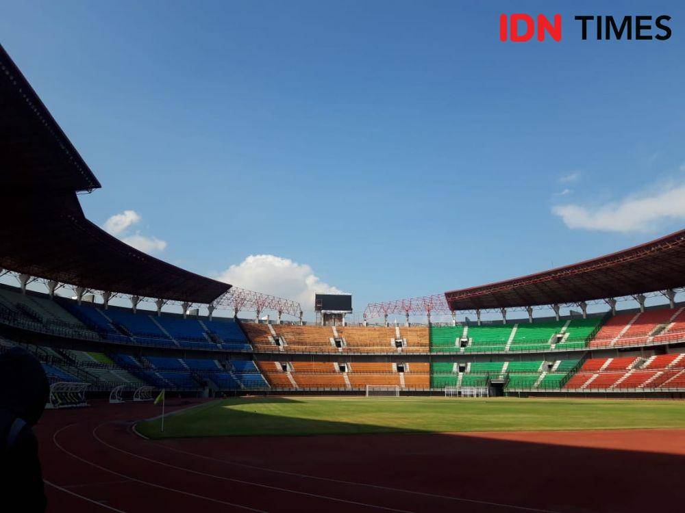 Papan skor elektronik di stadion Gelora Bung Tomo Surabaya. IDN Times/Fitria Madia