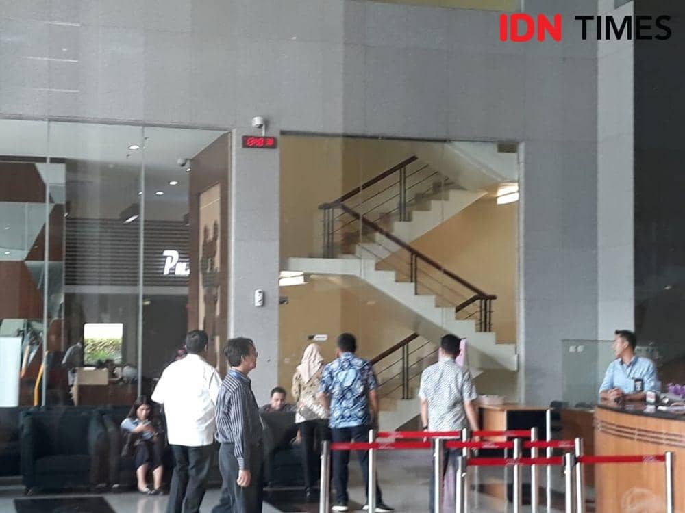 Dirut Jasa Marga Desi Arryani penuhi panggilan KPK (IDN Times/Fitang Budhi Adhitia)