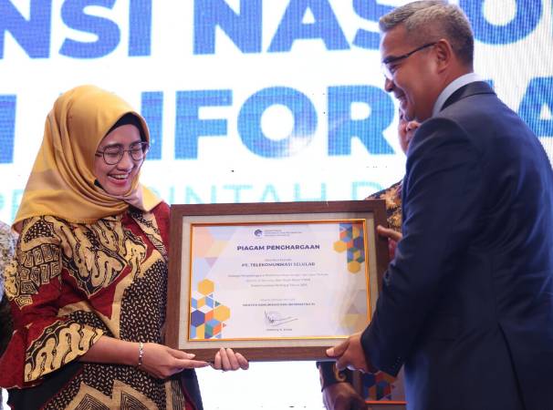 Direktur Telkomsel, Emma Sri Martini. Telkomsel.com