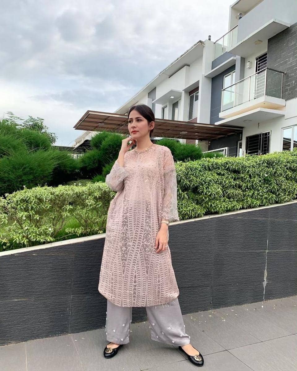 Instagram.com/rinadiana_8