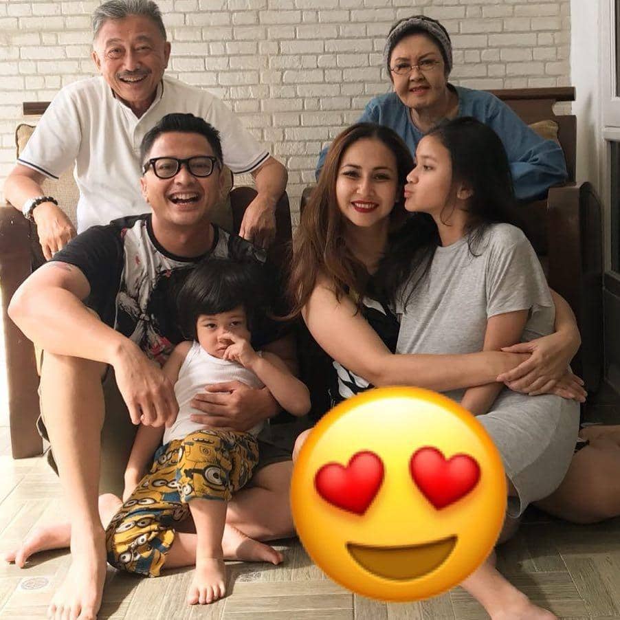 Instagram.com/deswitamaharani80