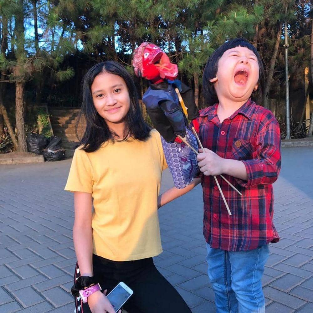 Instagram.com/deswitamaharani80