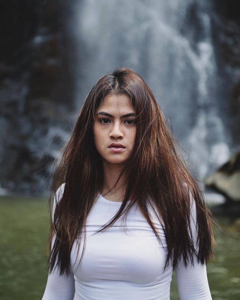 instagram.com/hanahaho