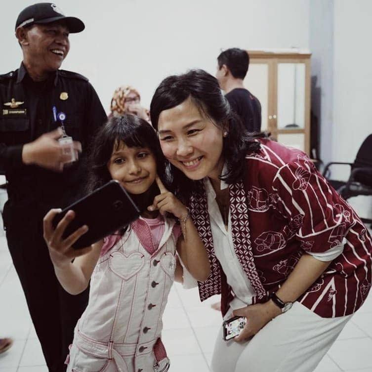 Instagram.com/veronicatan_official