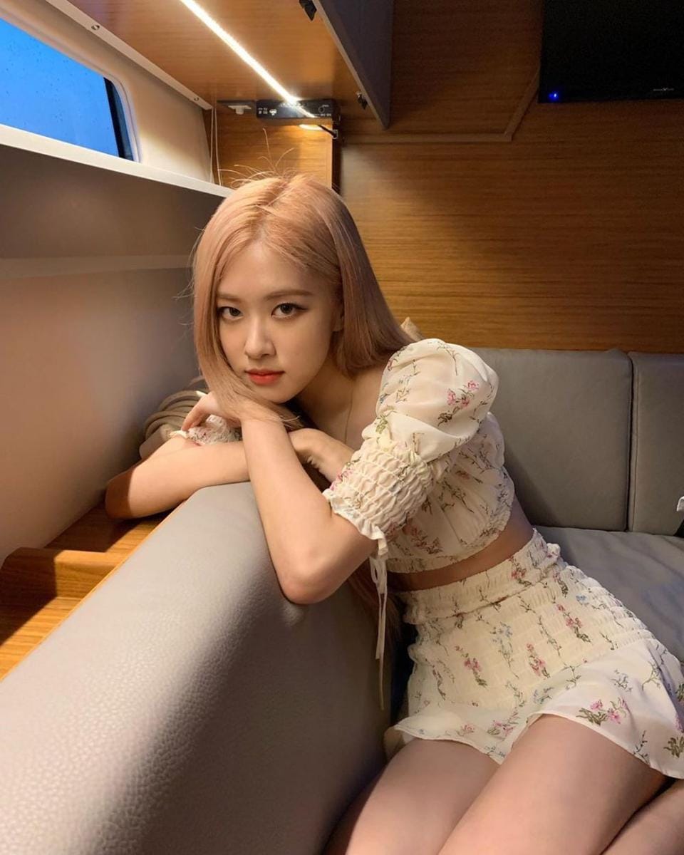 instagram.com/roses_are_rosie
