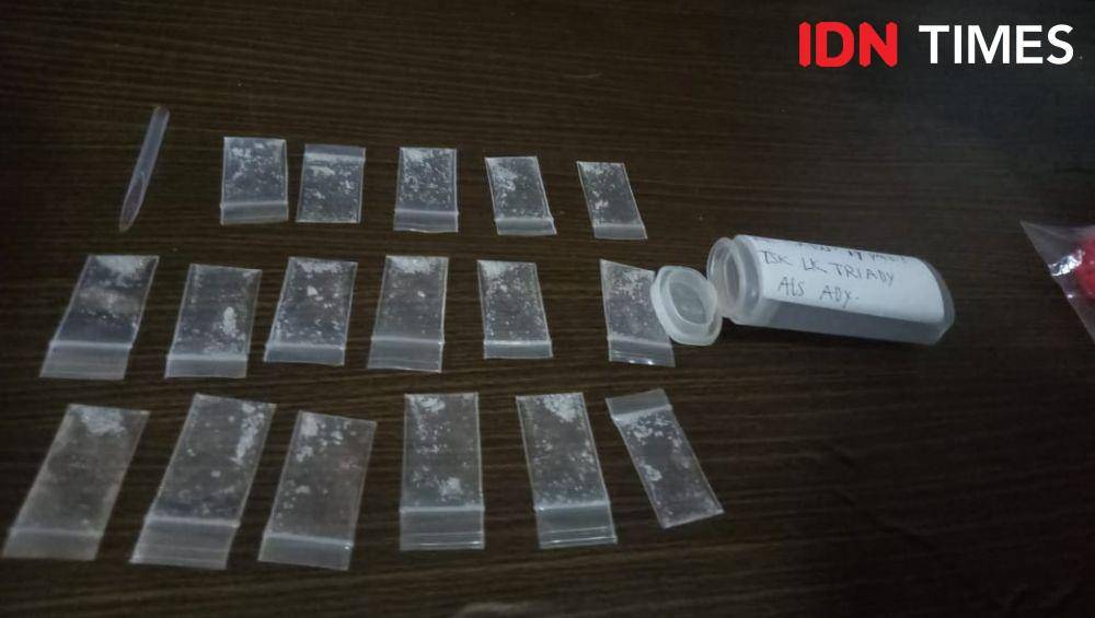 Barang bukti sabu hasil tangkapan Satres Narkoba Polrestabes Makassar, Jumat (22/11) / Sahrul Ramadan