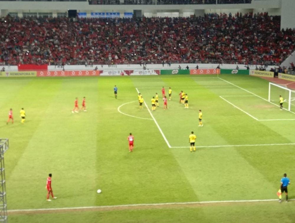 Pertandingan Semifinal Indonesia VS Malaysia di Stadion Batakan (Dok.IDN Times/Istimewa)