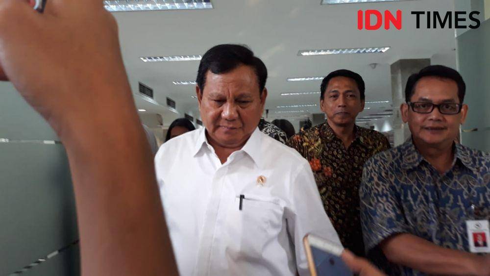 Menteri Pertahanan Prabowo Subianto di Kantor Presiden, Jakarta Pusat, Jumat 22 November (IDN Times/Teatrika Handiko Putri)