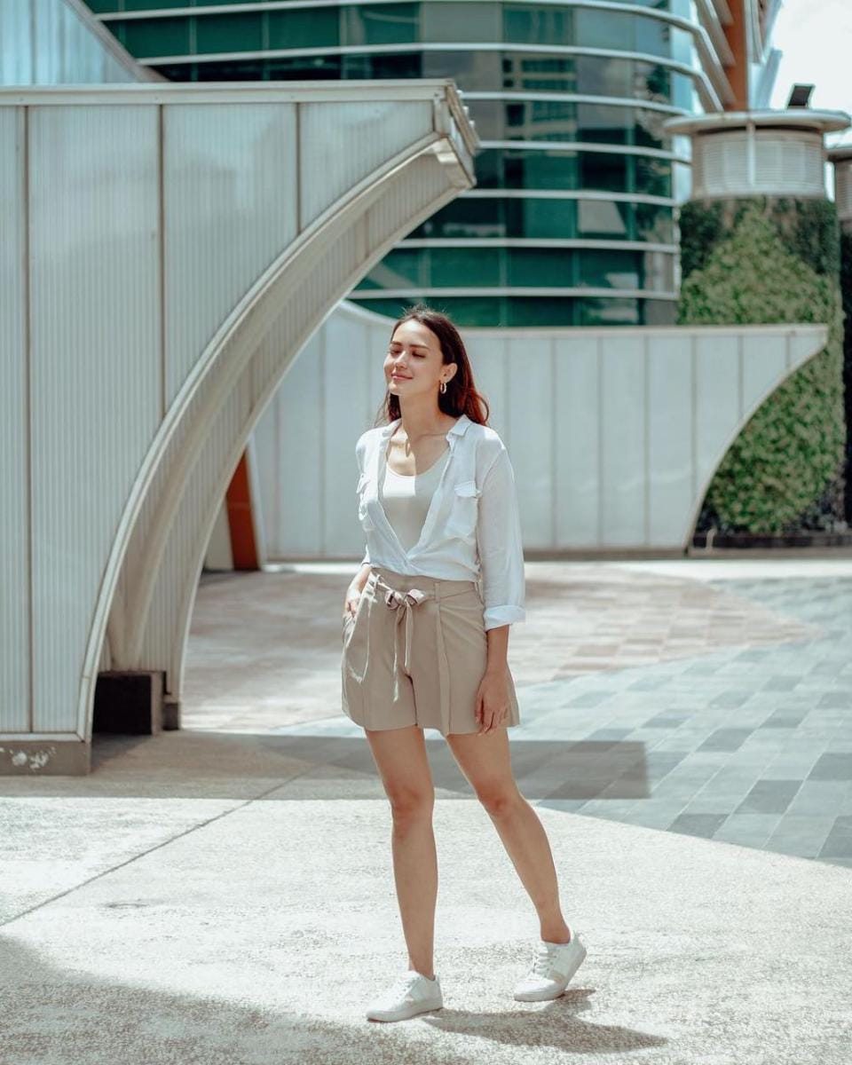 instagram.com/melayunicole