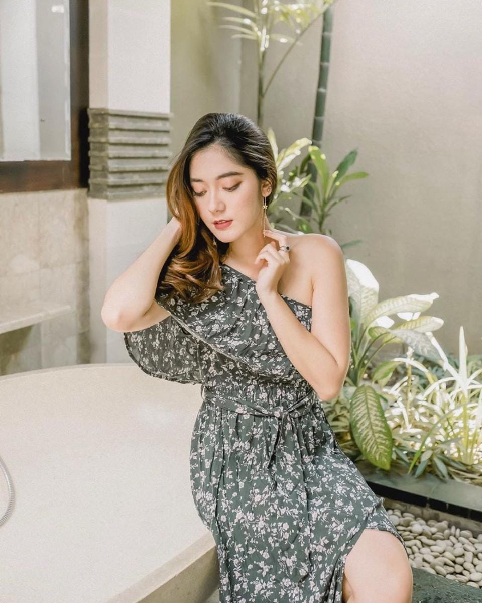 instagram.com/keirashabira