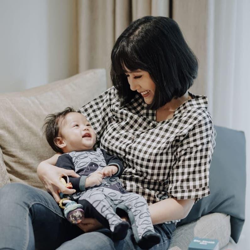 instagram.com/@ardinarasti6