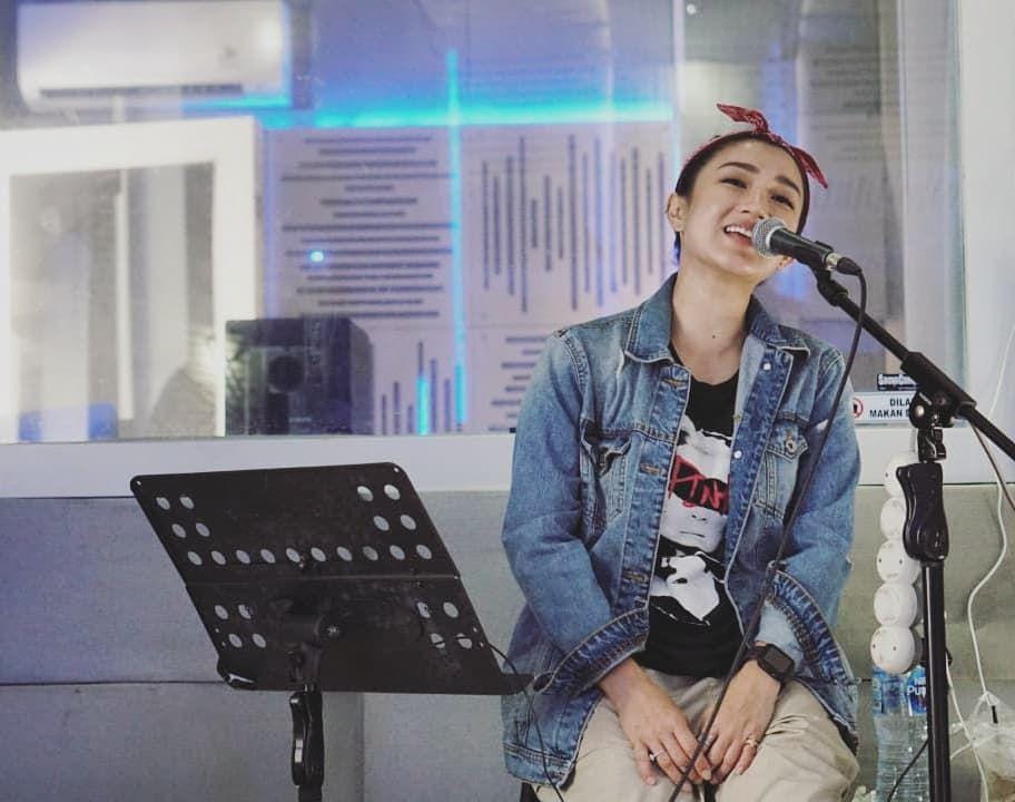 Instagram.com/melly_mono