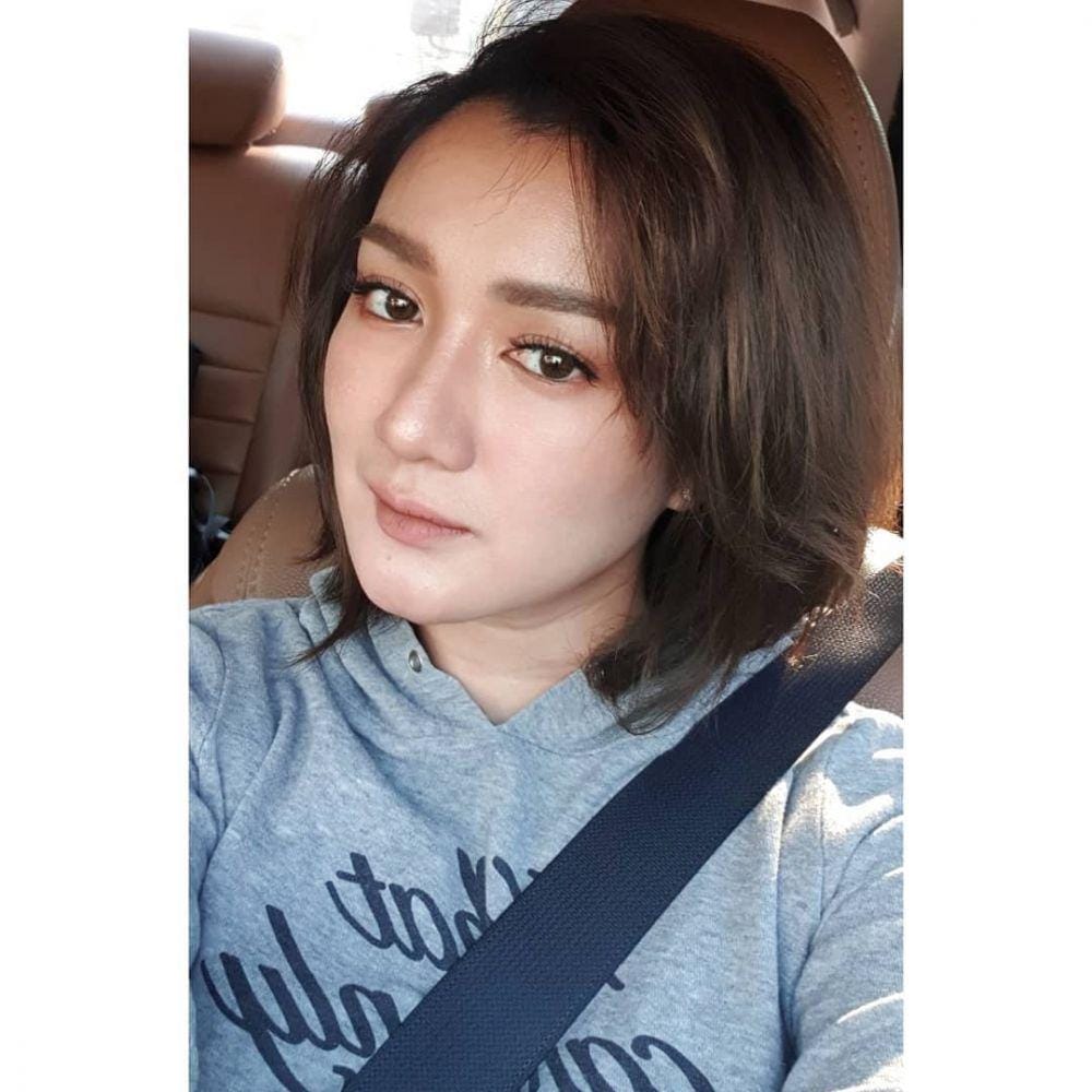 Instagram.com/melly_mono