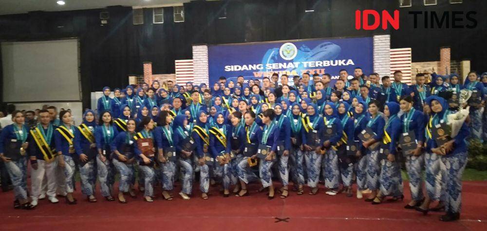 Wisudawan wisudawati STTKD Yogyakarta. IDN Times/Daruwaskita