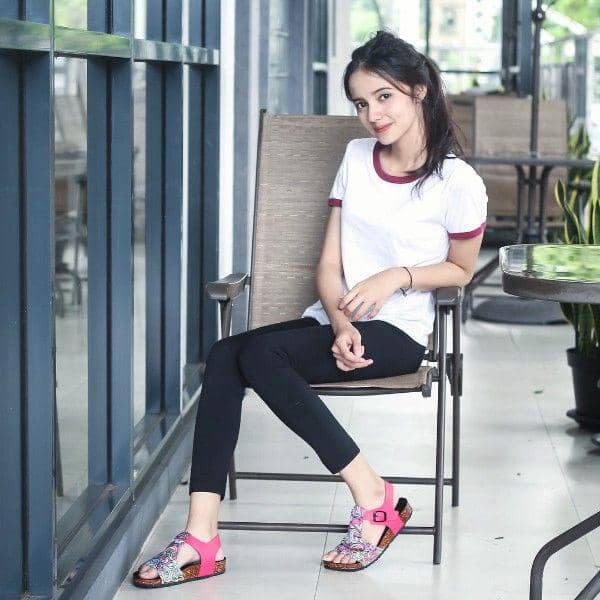 Instagram/rhesmanissa_