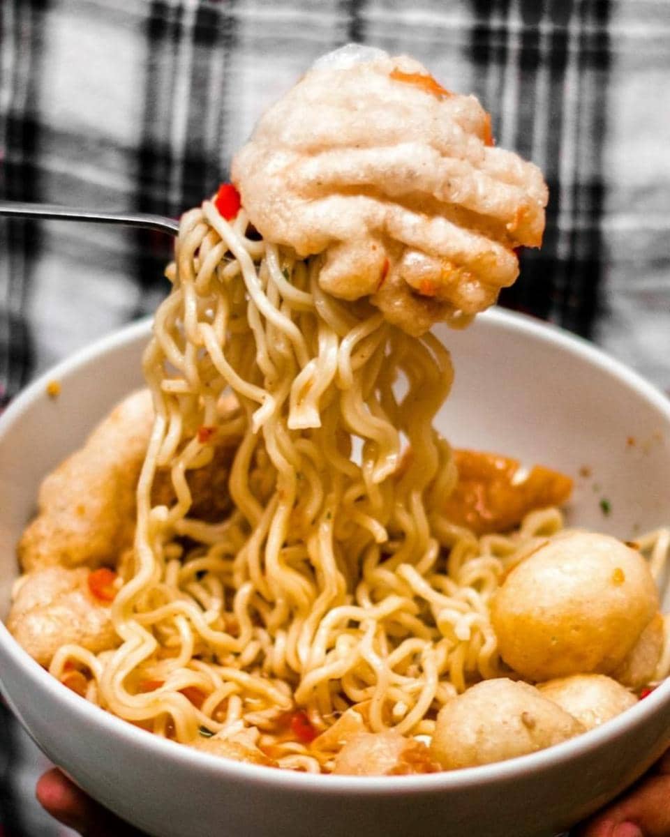 instagram.com/warunk_upnormal