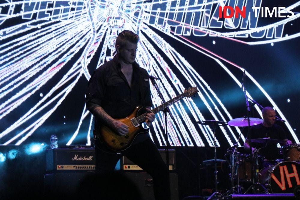 Vertical Horizontal  saat manggung dalam The 90's Festival di Jakarta, pada 24 November 2019. IDN Times/Nadia Umara