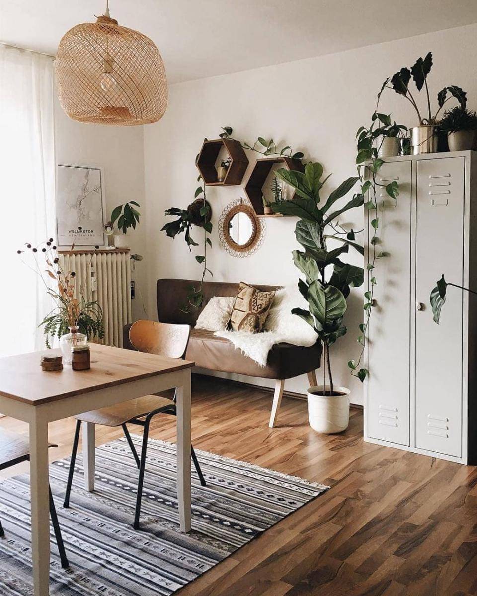 instagram.com/howwelive_official