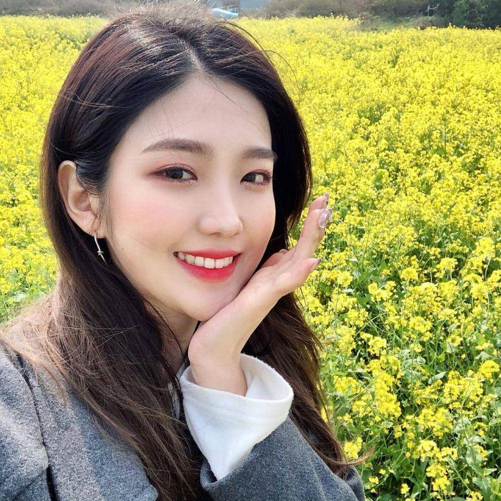 instagram.com/kimcrysta1