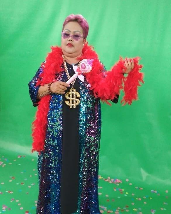 Instagram.com/budesumiyati