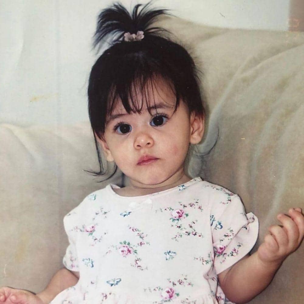 Instagram.com/valerieethomas