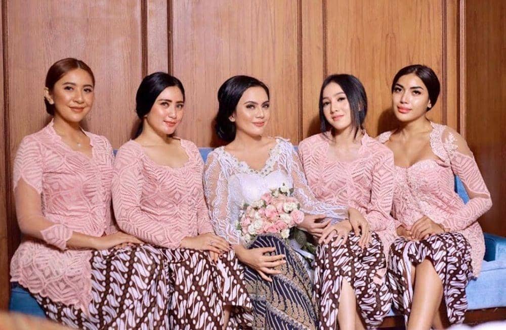 instagram.com/makeupbyocka