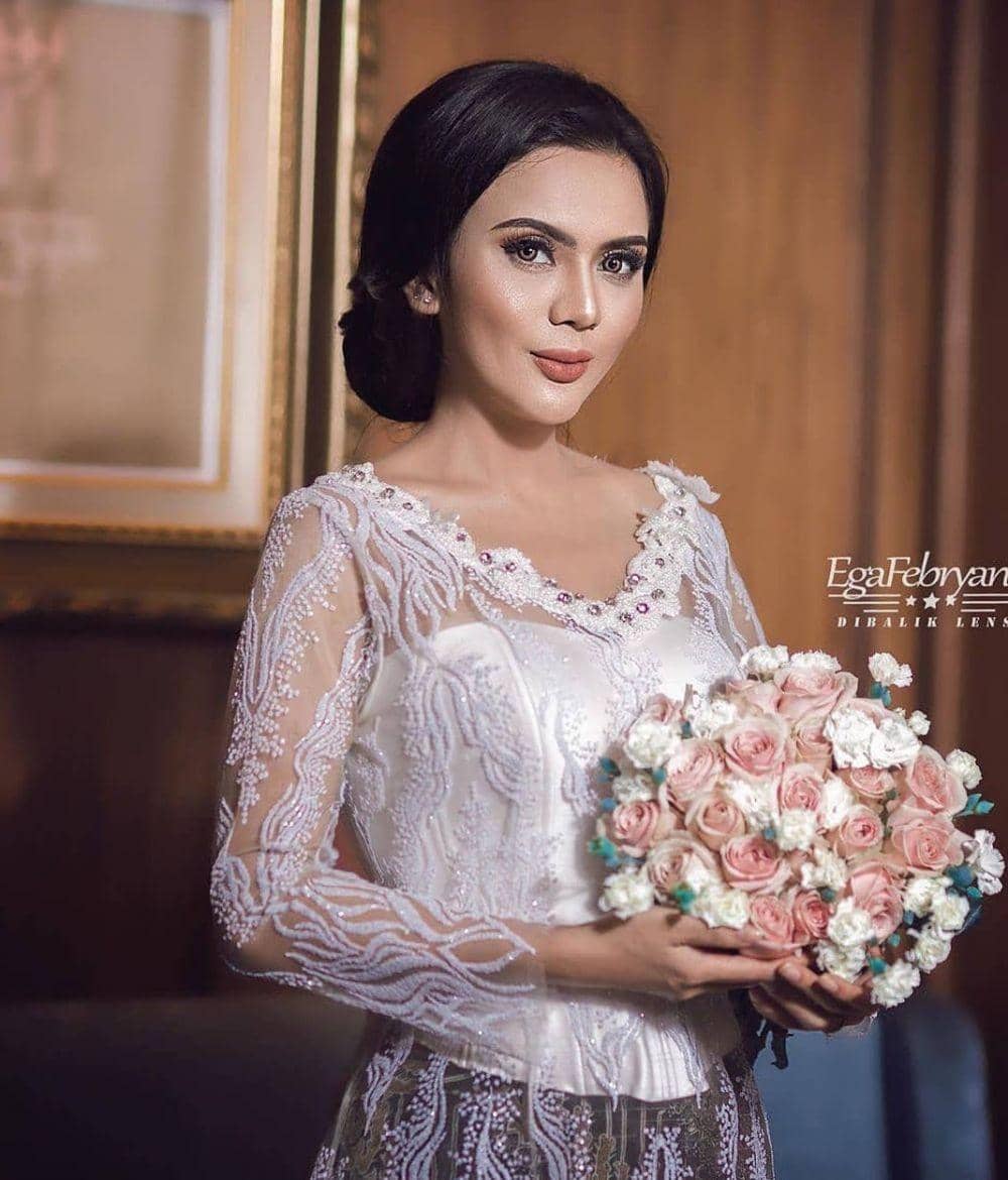 instagram.com/makeupbyocka