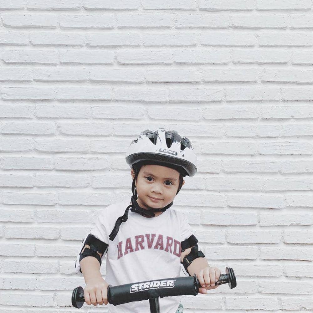 instagram.com/Ayudiac