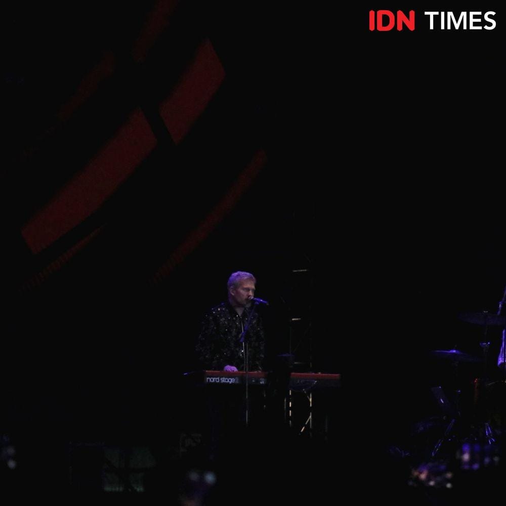 Penampilan Jascha Richter MLTR saat manggung dalam The 90's Festival di Jakarta, pada 24 November 2019. IDN Times/Nadia Umara