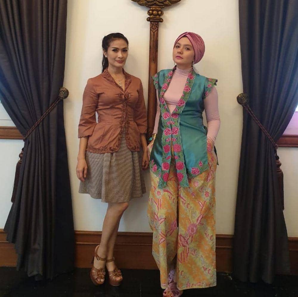 instagram.com/viona__rosalina