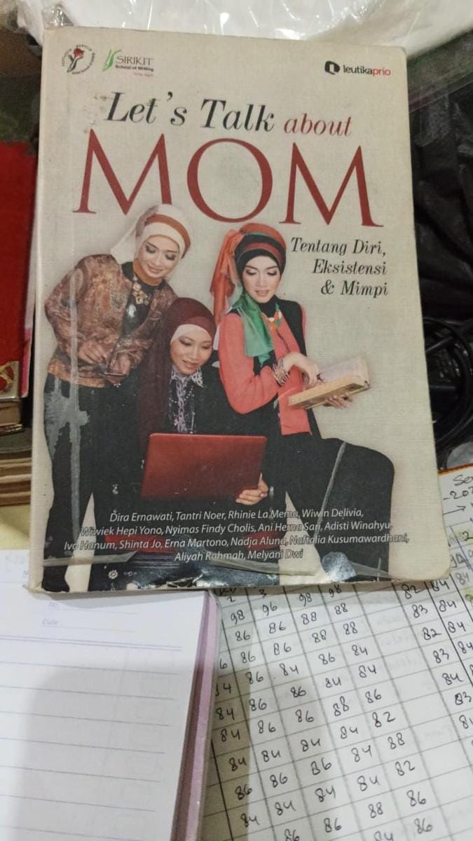 Salah satu buku karya tulis Mely (Dok. IDN Times/Istimewa)