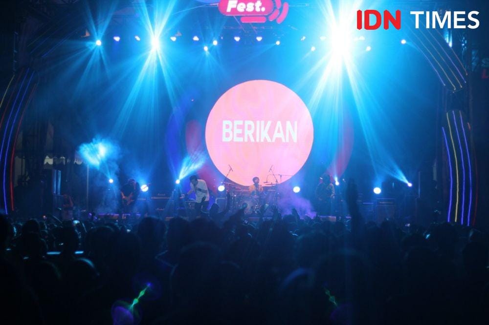 Gigi saat tampil di PRSU Medan (IDN Times/Indah Permata Sari)