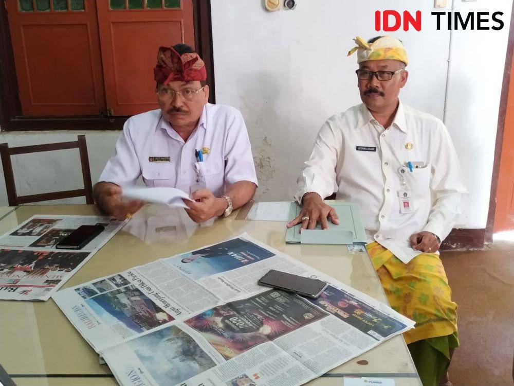 Sekda Klungkung, I Putu Winastra; dan Kepala Badan Kepegawaian dan Pengembangan Sumber Daya Manusia Klungkung, I Nyoman Susana. (IDN Times/Wayan Antara)