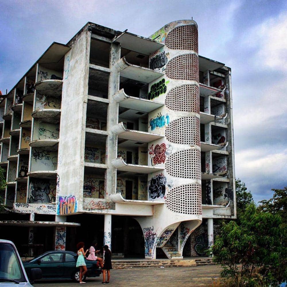 instagram.com/international_adam