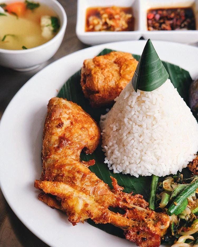 instagram.com/wongsolo_resto