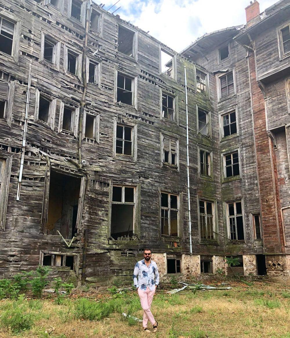 instagram.com/eyaslak