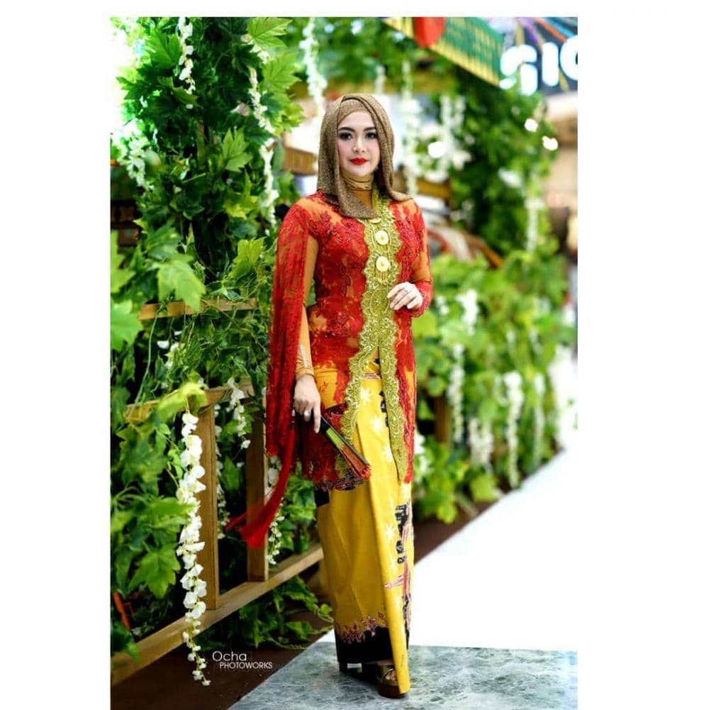 instagram.com/eddiesadellia